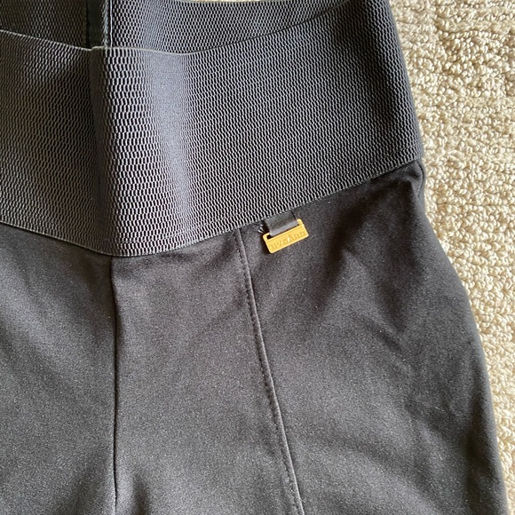 Nygard Slims Crop Pants - Picture 4 of 6